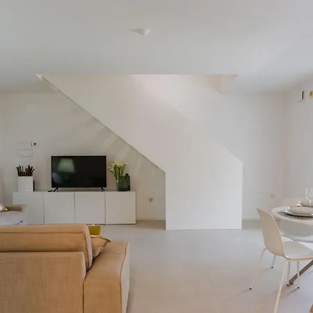 Holiday home Casa Klara, House In Santa Tecla Acireale