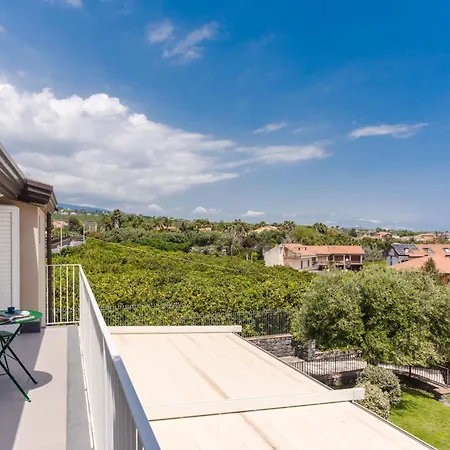 Holiday home Casa Klara, House In Santa Tecla Acireale