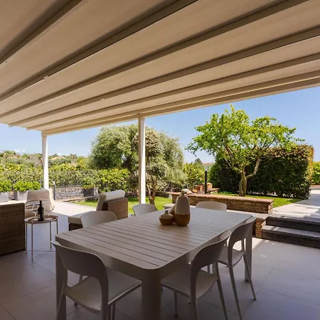 Casa Klara, House In Santa Tecla Holiday home Acireale